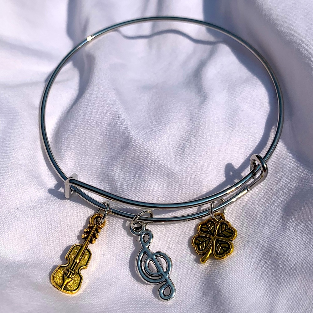 Brand New! Handmade! Adjustable Charm Bangle Bracelet!